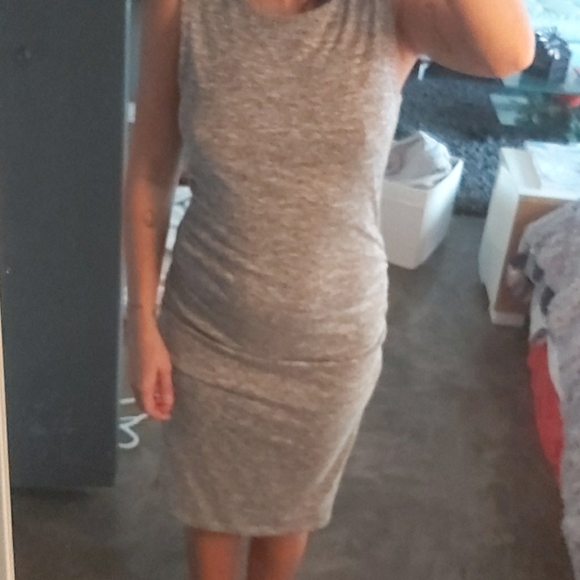 Great Dress - Picture 3 of 3